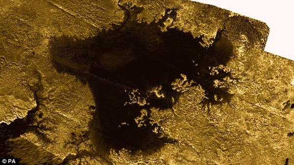 Picture 3 of Detecting 'magic island' on Saturn