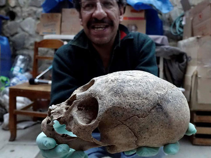 Picture 1 of Detecting more than 100 deformed remains in stone quarries