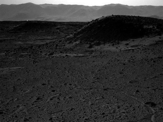 Picture 3 of Detecting mysterious light spots appearing on Mars