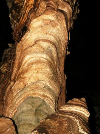 Picture 2 of Detecting the stalactite block 'unique' in Phong Nha cave
