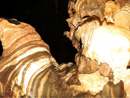 Picture 3 of Detecting the stalactite block 'unique' in Phong Nha cave