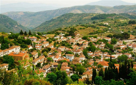 Picture 1 of Devotees head to the ancient village in Turkey