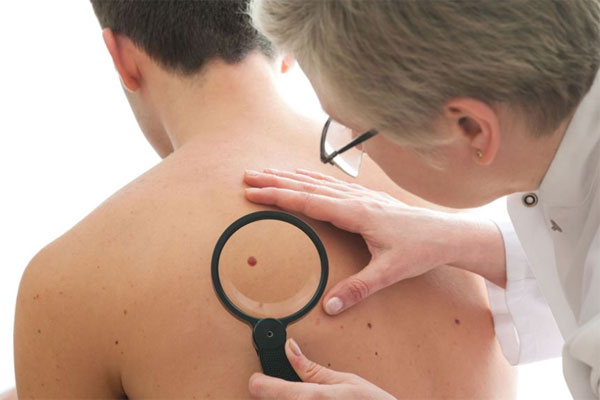 Picture 1 of Diagnosis of the disease through the skin