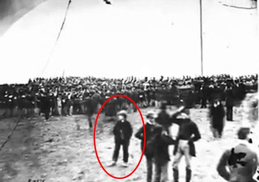 Picture 2 of Did America secretly experiment in time travel and teleportation?