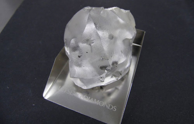 Picture 1 of Digging the largest second-largest diamond, extremely expensive