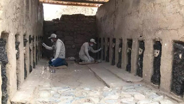 Picture 3 of Discover 19 mysterious ancient statues in the clay city
