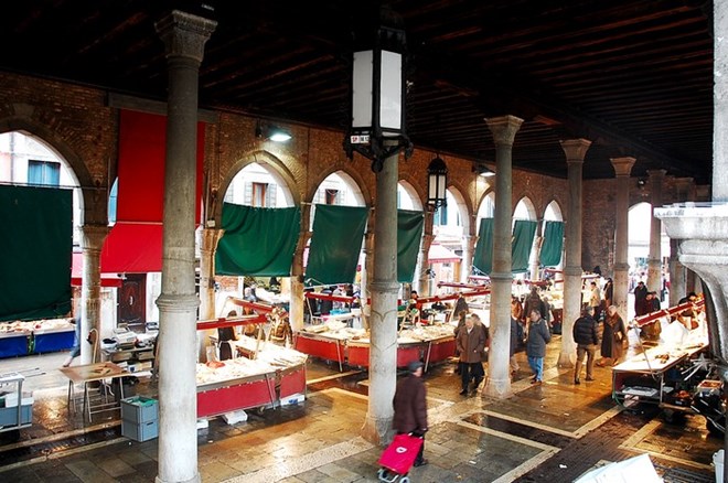 Picture 4 of Discover 7 world-famous rural markets