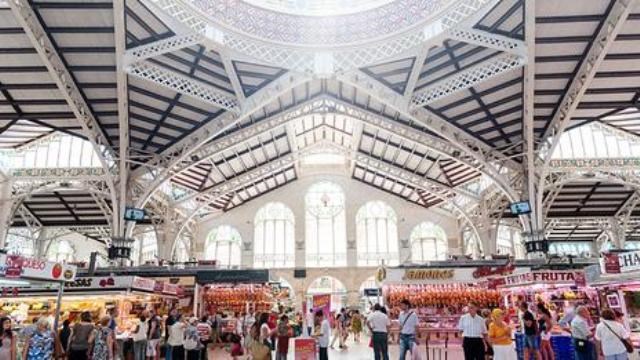 Picture 6 of Discover 7 world-famous rural markets