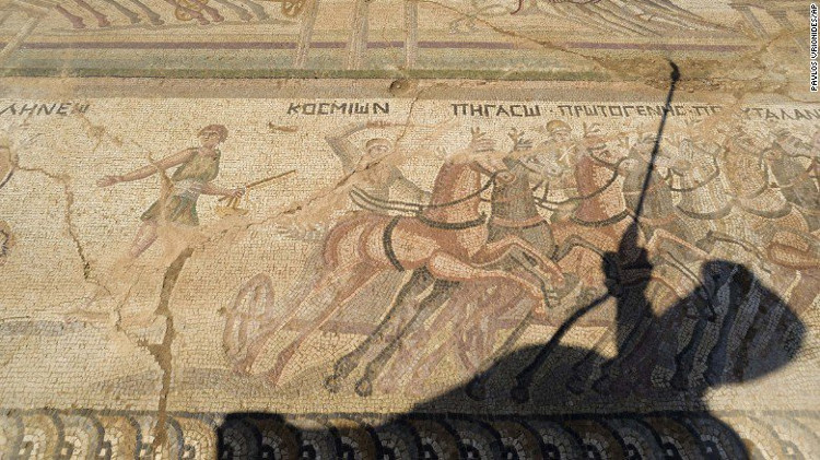 Picture 2 of Discover priceless mosaic paintings from the 4th century
