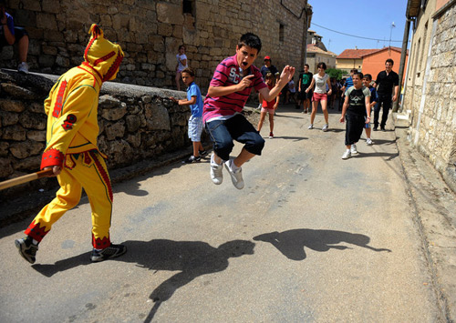 Picture 7 of Discover Spain's largest exorcism ceremony