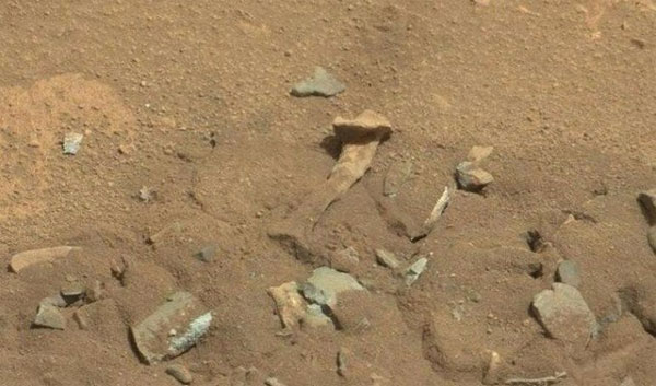 Picture 3 of Discover strange things on Mars