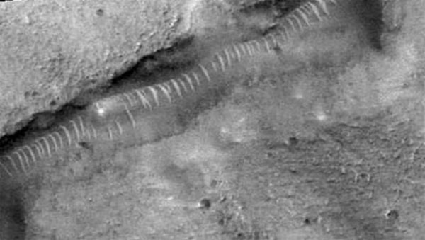 Picture 5 of Discover strange things on Mars