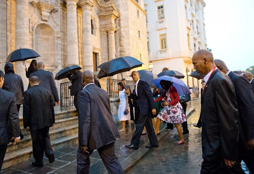 Picture 1 of Discover the daily life of Cuban people