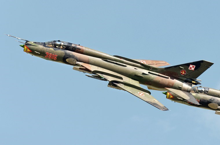 Picture 5 of Discover the features of Su-22 aircraft falling near Phu Quy island