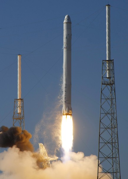 Picture 12 of Discover the first private spacecraft into space