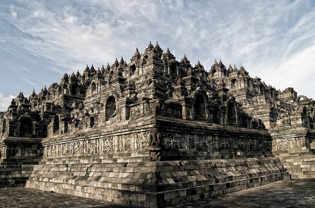 Picture 4 of Discover the greatest Buddhist wonder in the world