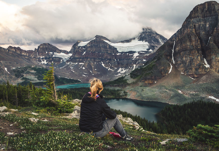 Picture 15 of Discover the majestic nature of a peaceful Canadian country
