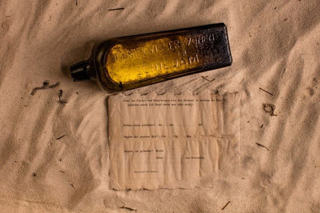 Picture 2 of Discover the message in the world's oldest bottle