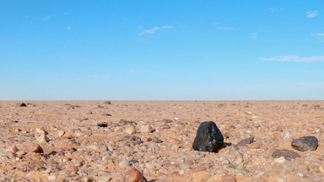 Picture 1 of Discover the mysterious diamond falling from the sky