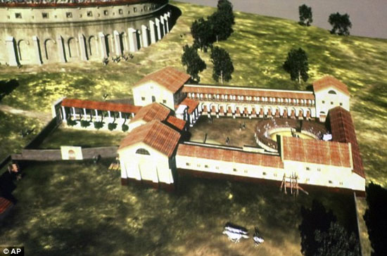 Picture 1 of Discover the Roman arena in Austria
