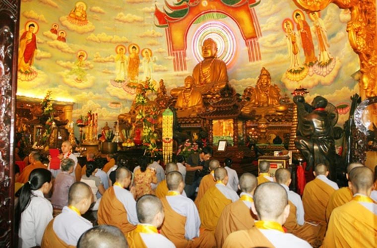 Picture 11 of Discover the traditional customs on July 7 full moon in the East