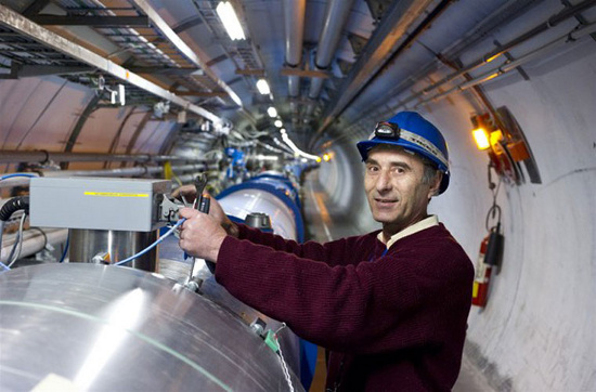 Picture 13 of Discover the world's most powerful particle accelerator