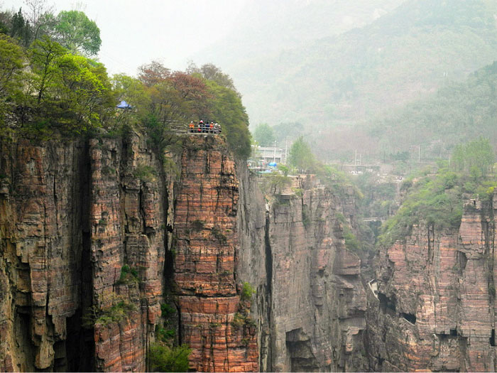 Picture 8 of Discover the world's