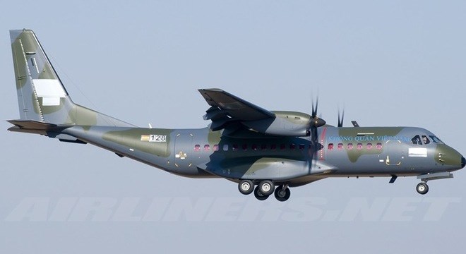 Picture 3 of Discover Vietnamese motor transport C-295M
