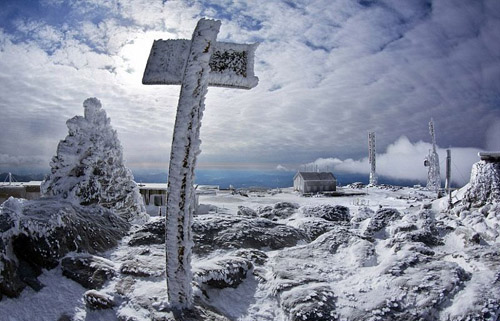 Picture 6 of Discover where the world's worst weather is