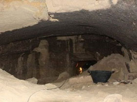 Picture 1 of Discovered a large tomb in ancient cemetery in Egypt