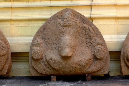 Picture 2 of Discovered a thousand-year-old Cham temple complex