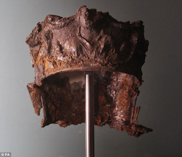 Picture 1 of Discovered the 2,000-year-old hat of the Roman cavalry