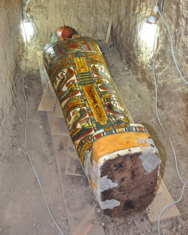 Picture 2 of Discovered the ancient Egyptian mummy almost intact