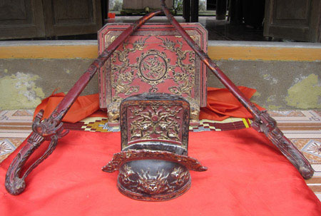 Picture 1 of Discovered the Le hat of the time painted with gold