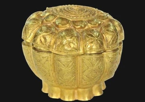 Picture 1 of Discovering extremely rare gold treasures in the Tran dynasty