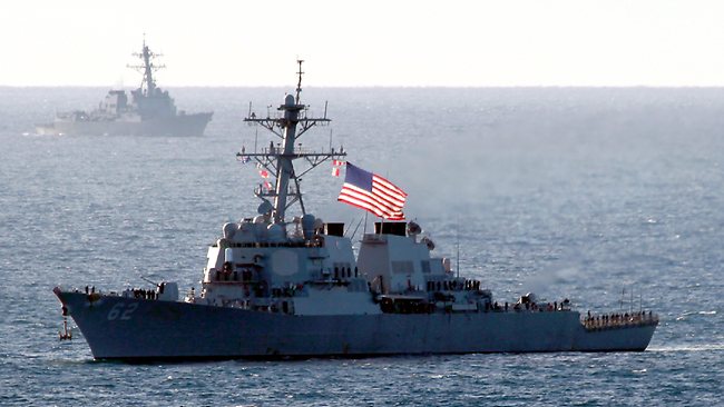 Picture 5 of Discovering the power of US destroyer USS Fitzgerald has docked in Da Nang port