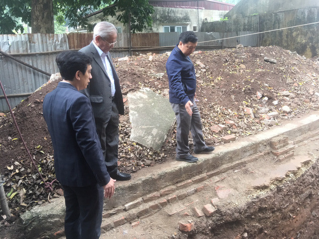 Picture 3 of Discovering vestiges of the palace during the Le So period in Thang Long Citadel