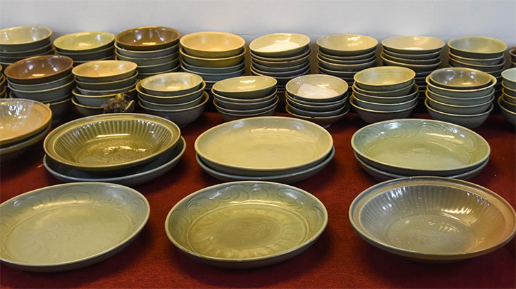 Picture 14 of Display of antiquities in 9 shipwrecks