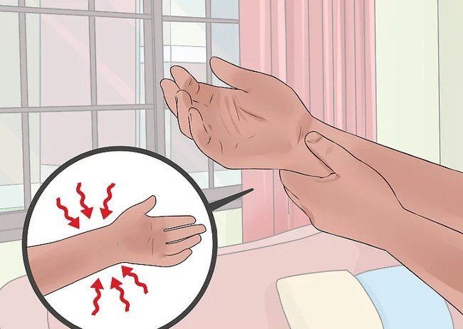 Picture 7 of Distinguish between wrist sprains and wrist fractures
