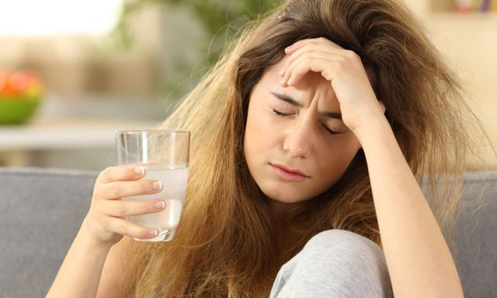 Picture 2 of Do not drink alcohol to drunkenness because it can affect the brain