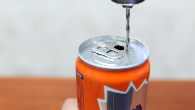 Picture 3 of Do you know how to make lighters from soda cans?
