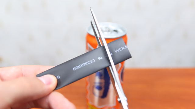 Picture 4 of Do you know how to make lighters from soda cans?
