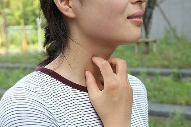 Picture 1 of Does sputum in the throat accidentally swallow affect health?