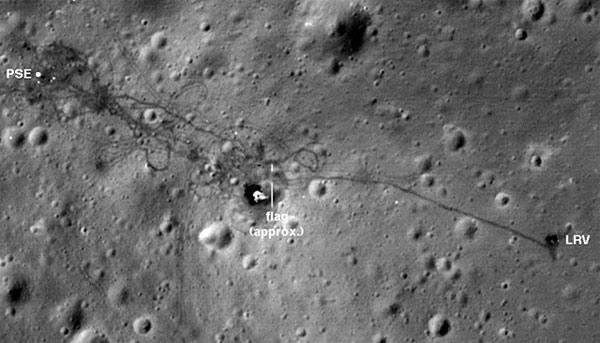 Picture 3 of Does the Apollo 11 flag on the Moon still exist?