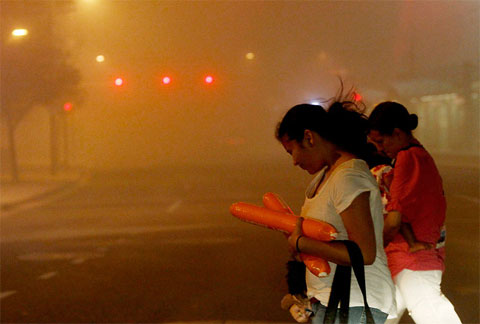 Picture 4 of Dust storms like 'doomsday' in America
