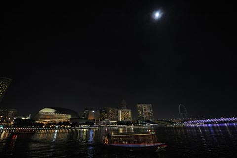 Picture 10 of Earth Hour in Asia Pacific