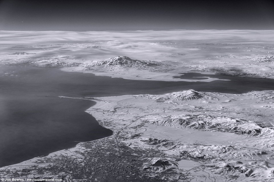 Picture 16 of Earth magnificent through the series of pilots