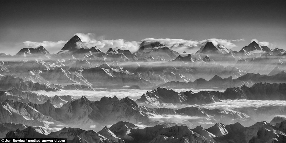 Picture 3 of Earth magnificent through the series of pilots