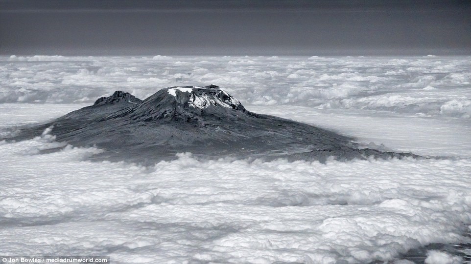 Picture 6 of Earth magnificent through the series of pilots