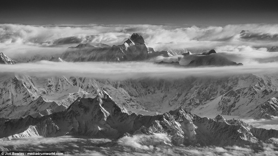 Picture 8 of Earth magnificent through the series of pilots